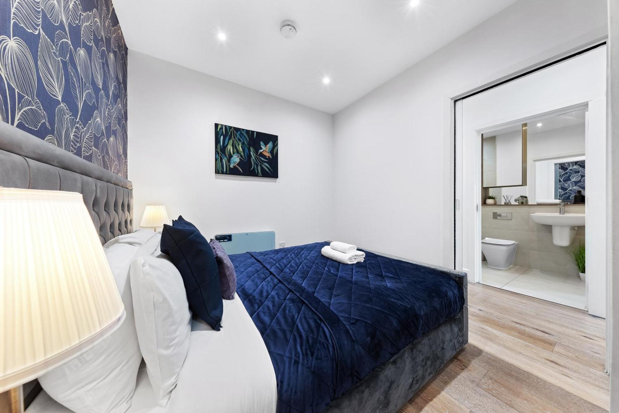 Modern One Bedroom Flat - Sleeps 5 -Near Heathrow - London Ub3 Екстер'єр фото
